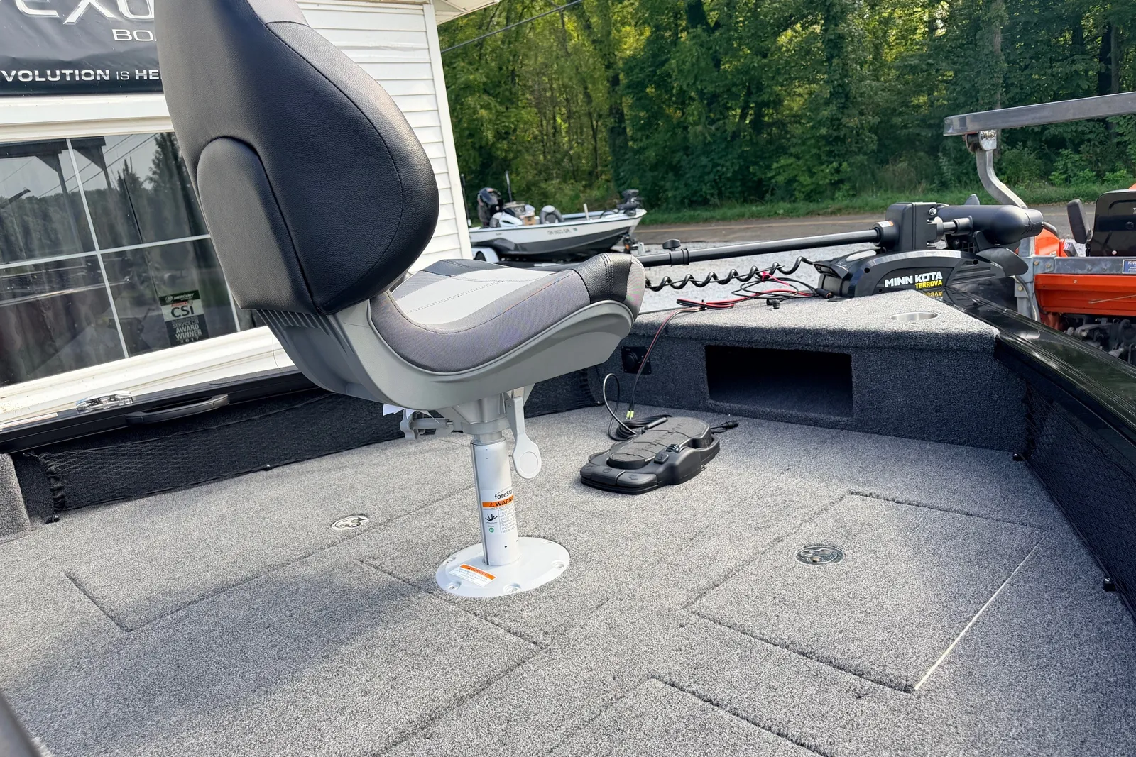 Crestliner 2050 Fish Hawk, фотография 9